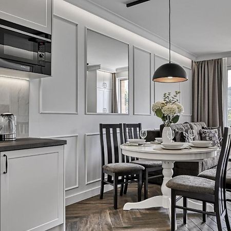 Apartamenty Widokowe Panorama Karkonoszy By Royal Aparts คาร์ปัตซ์ ภายนอก รูปภาพ