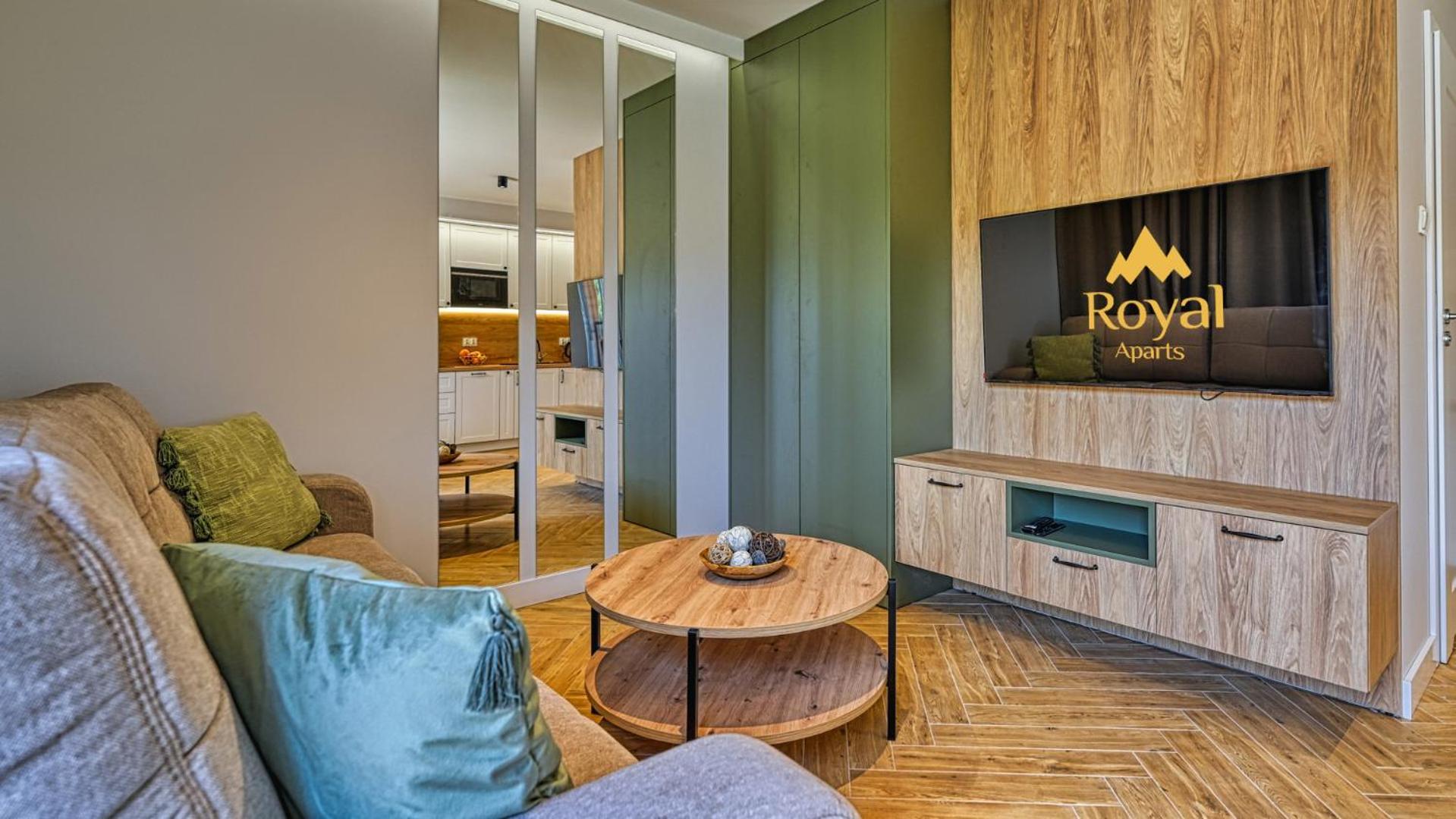 Apartamenty Widokowe Panorama Karkonoszy By Royal Aparts คาร์ปัตซ์ ภายนอก รูปภาพ