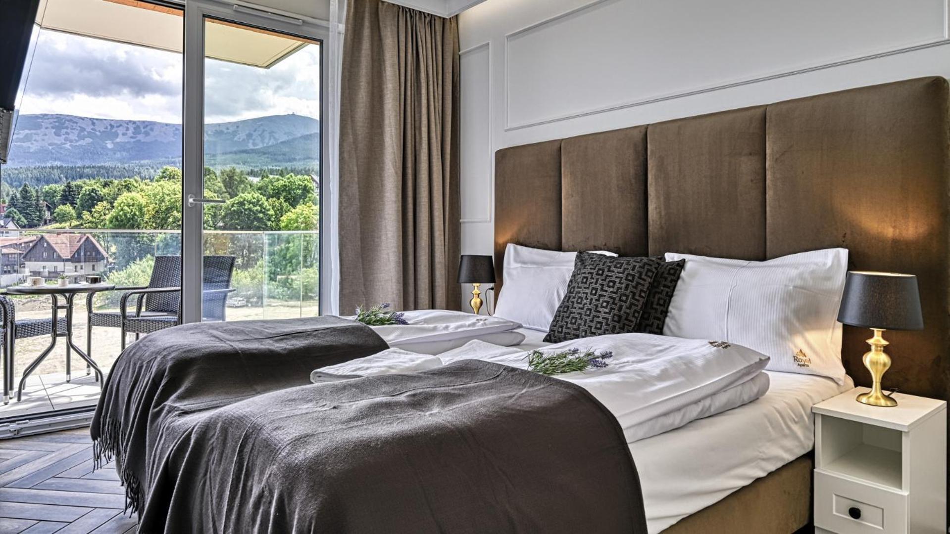 Apartamenty Widokowe Panorama Karkonoszy By Royal Aparts คาร์ปัตซ์ ภายนอก รูปภาพ