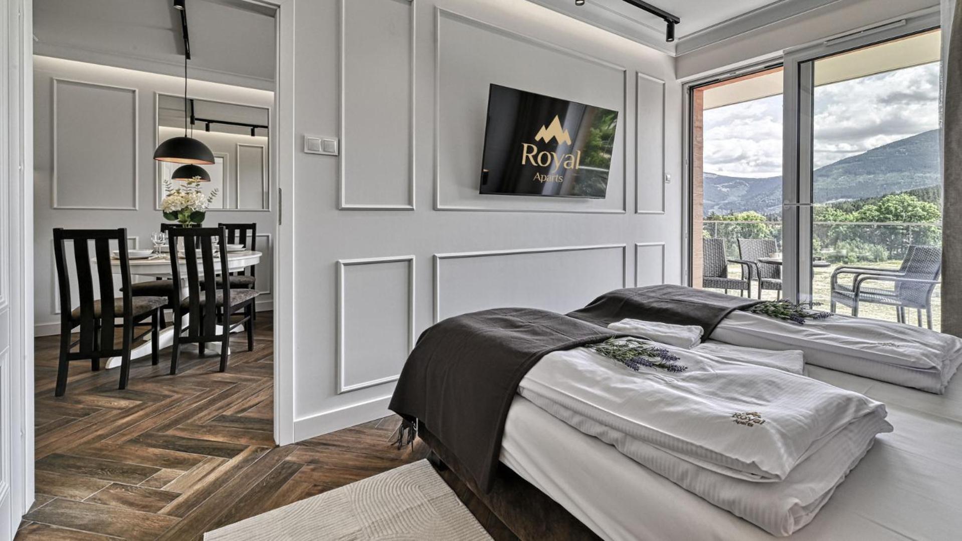 Apartamenty Widokowe Panorama Karkonoszy By Royal Aparts คาร์ปัตซ์ ภายนอก รูปภาพ