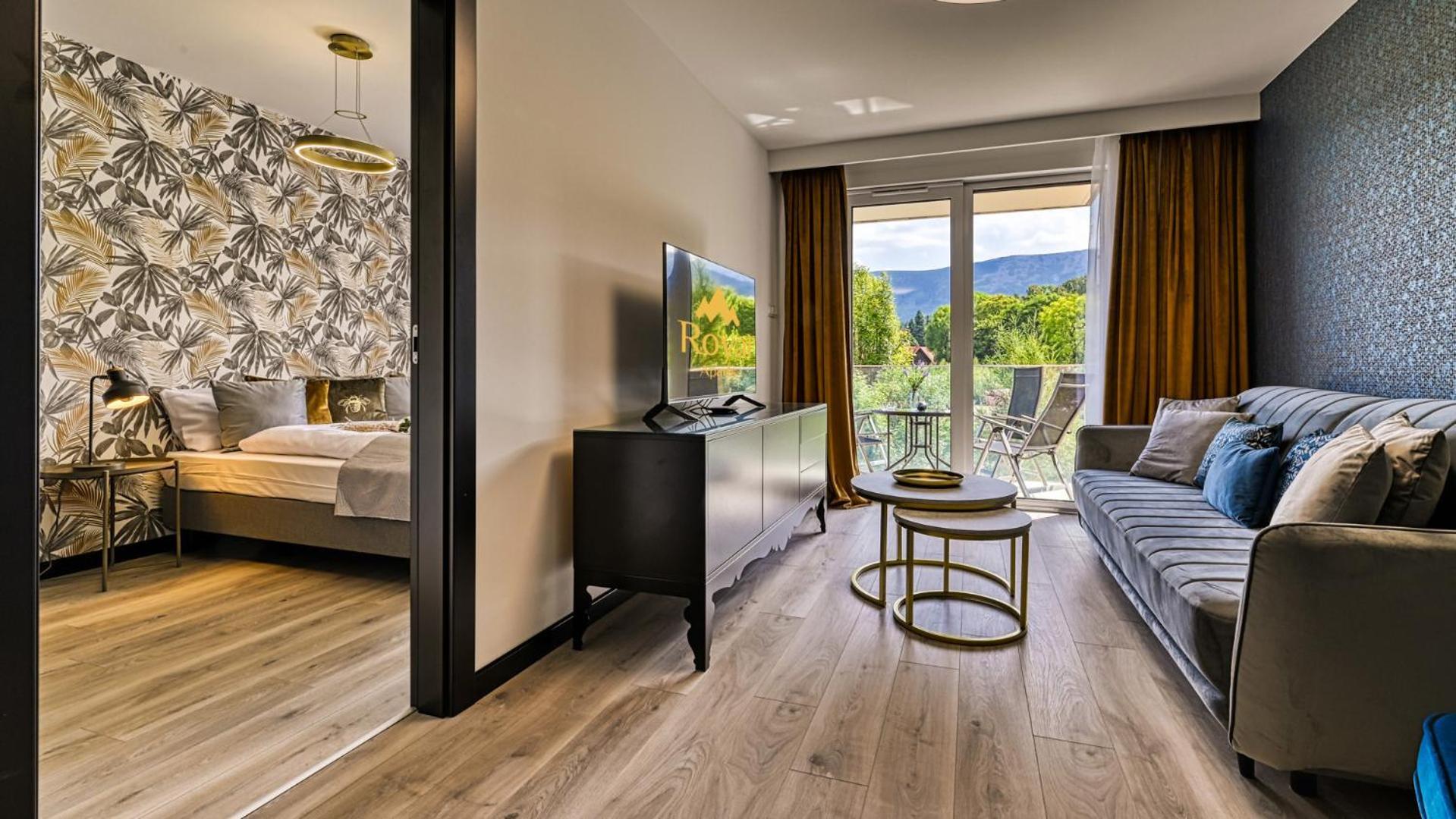 Apartamenty Widokowe Panorama Karkonoszy By Royal Aparts คาร์ปัตซ์ ภายนอก รูปภาพ